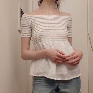 GUESS White Off-The-Shoulder Ruffle Top